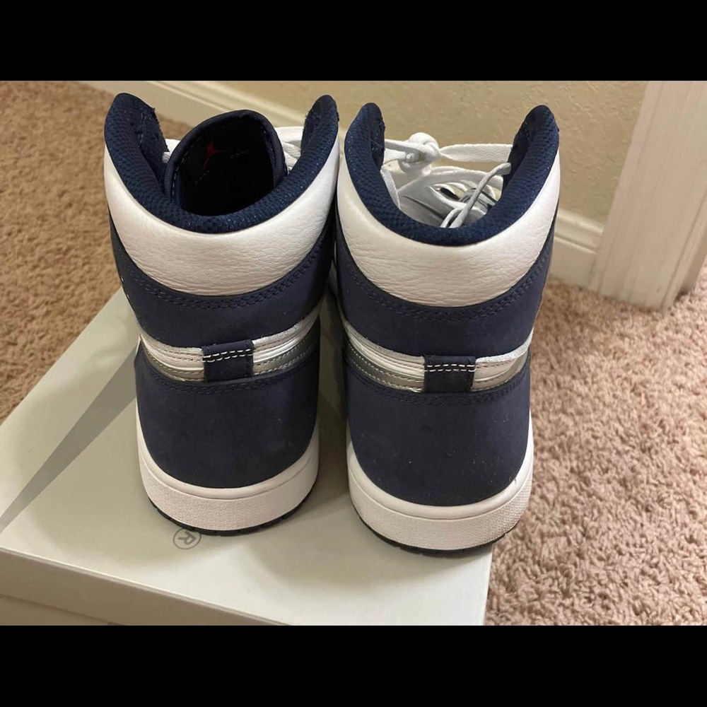 Jordan 1s - Picture 3 of 4